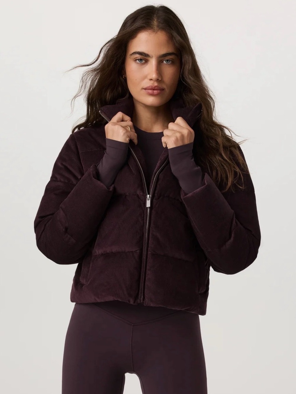 Vuori Women's Carmel Corduroy Puffer Jacket size small in Raisin - Picture 10 of 15